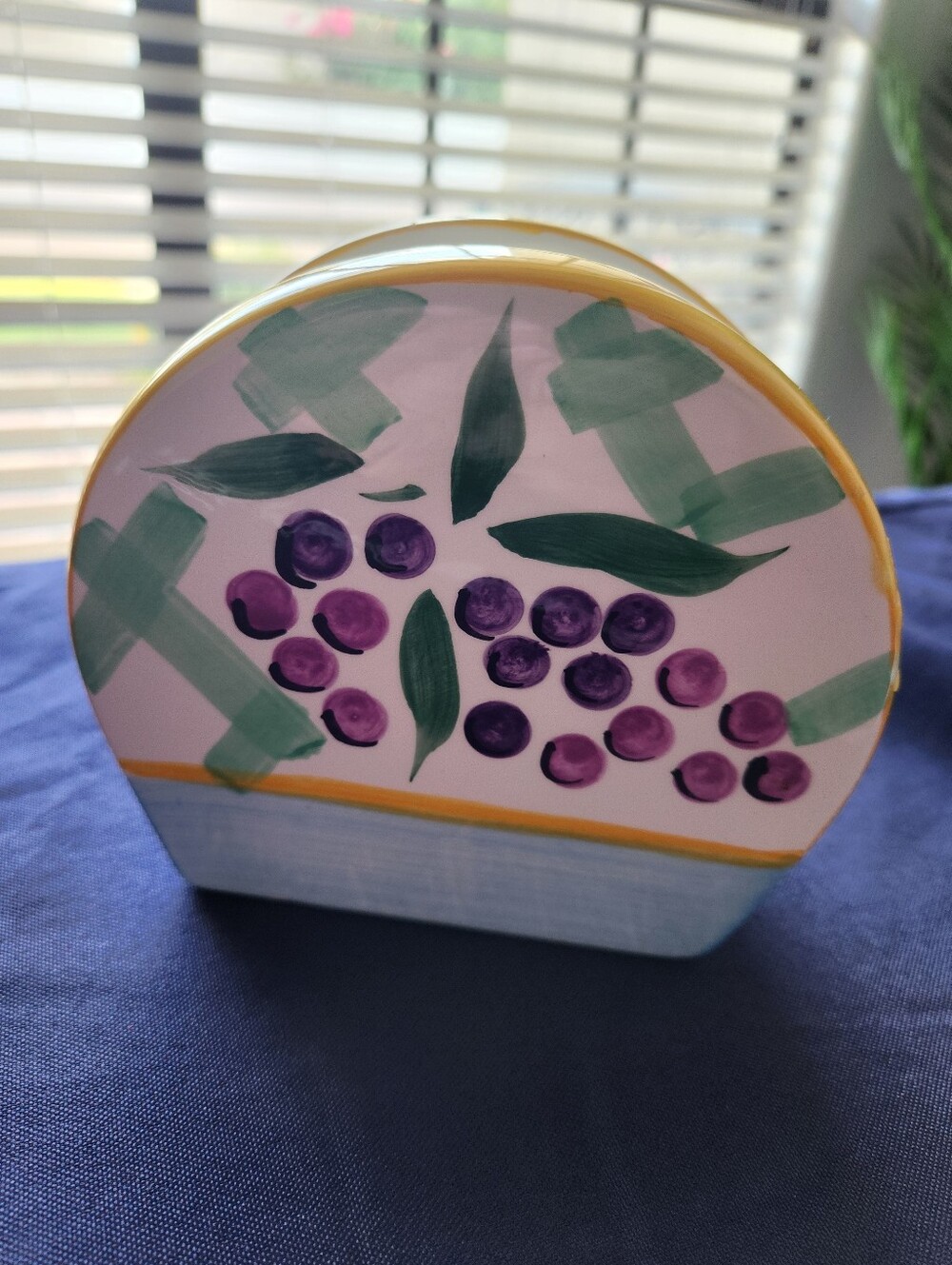 Vintage Oggi Corporation Ceramic Napkin Holder - Hand-Painted Tuscan Grape Motif